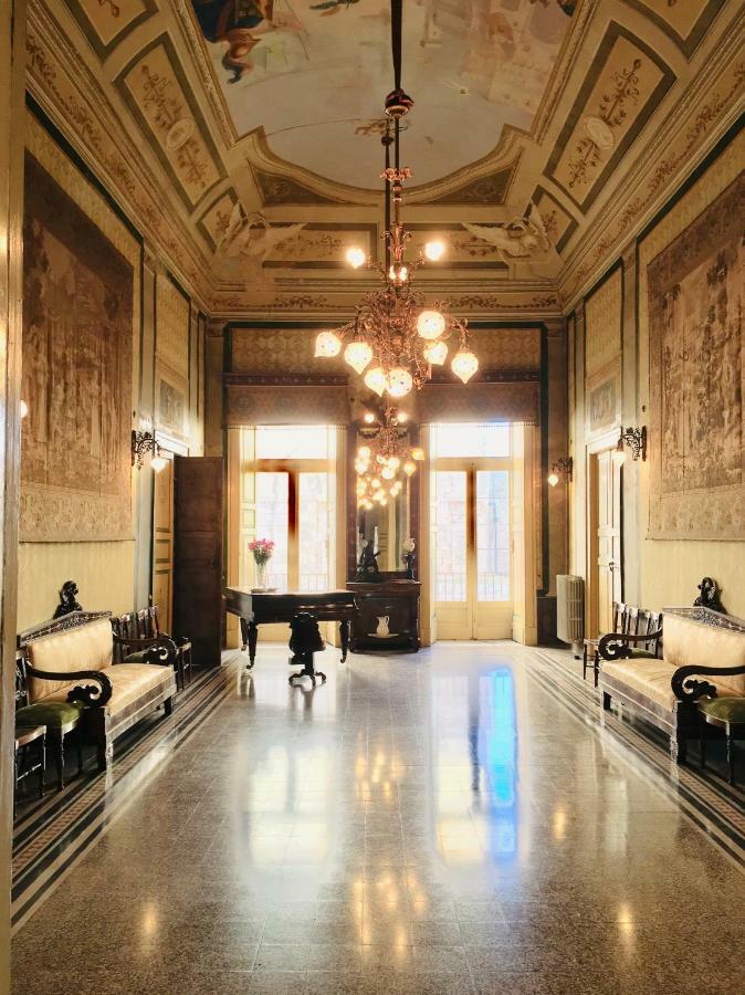 Palazzo Framarino Dei Malatesta - Noble Floor - XIV Century Giovinazzo Exterior photo